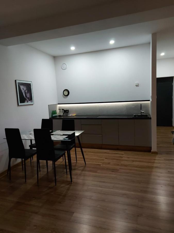 Apartamenty Lawendowy Zakatek 5 Opole Kültér fotó